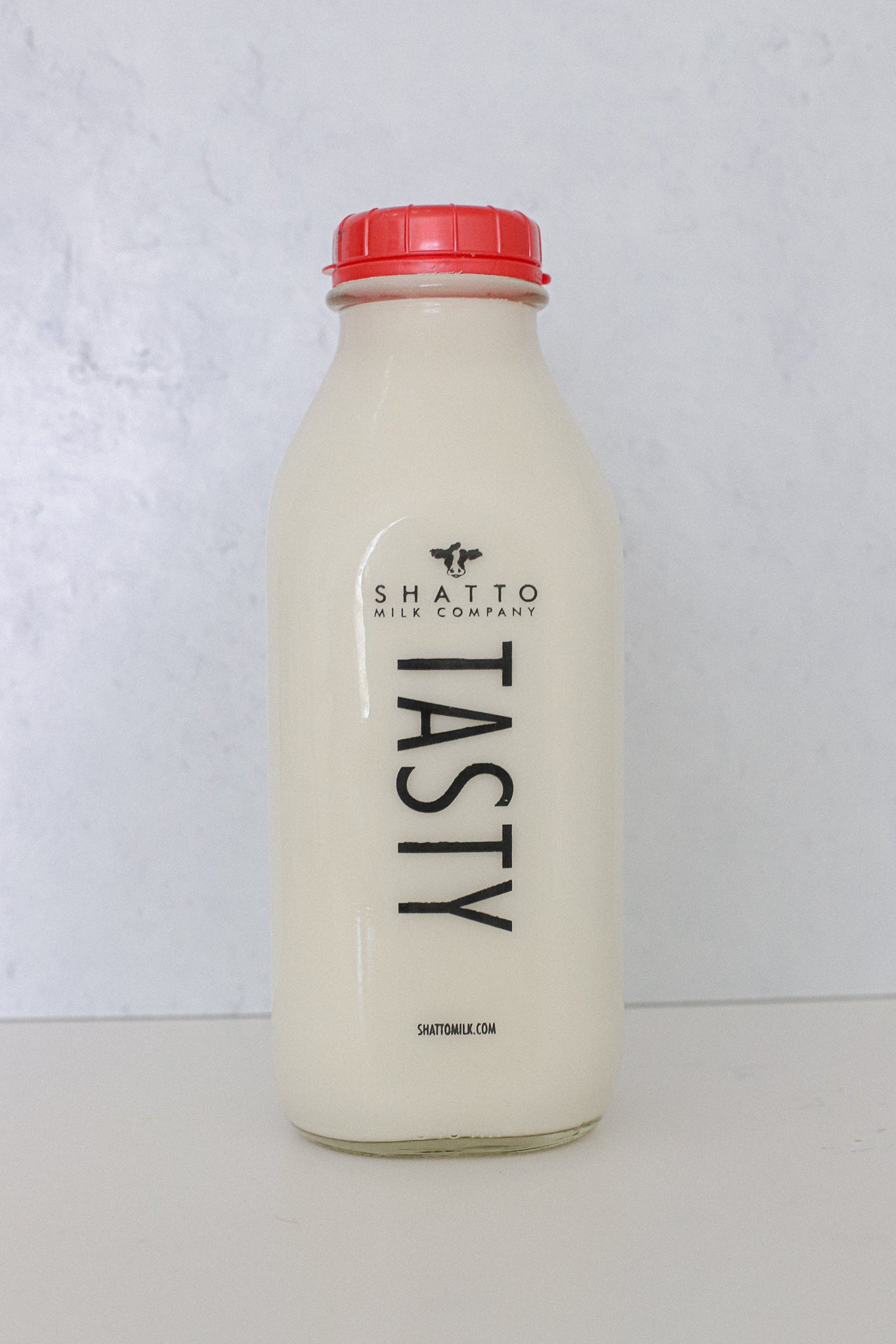 Shatto Milk Company Whole White Milk, Glass Bottle, 32 fl oz